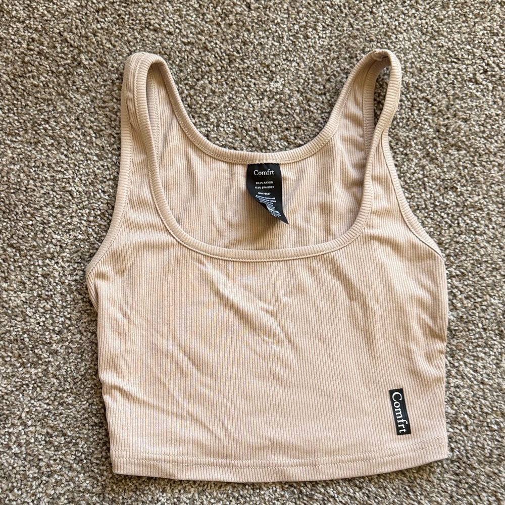 Comfrt Tan Ribbed Crop Top